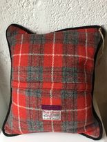 Load image into Gallery viewer, Purple Bobbins Piped Harris Tweed Cushion